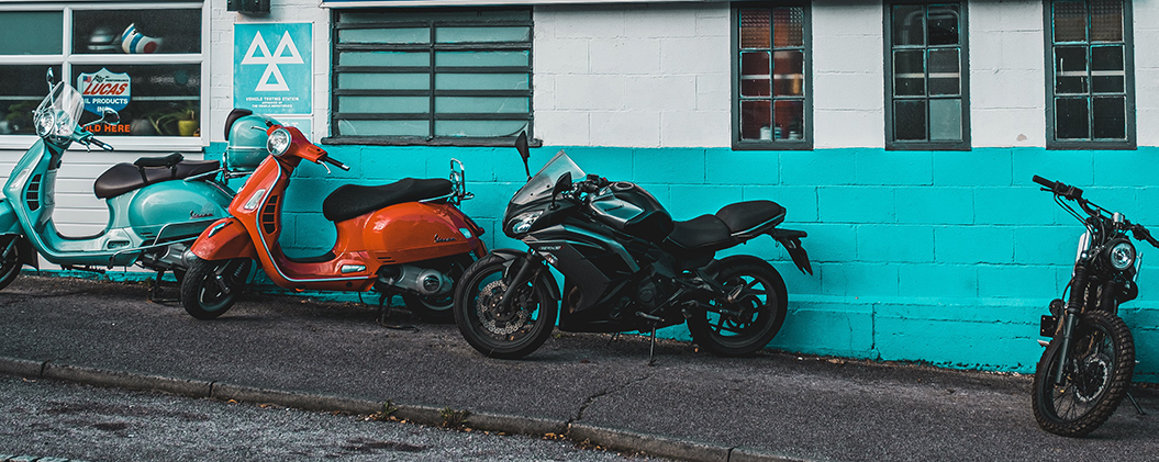 Ga je jouw motorrijtuig opknappen? Je kunt het kenteken schorsen.