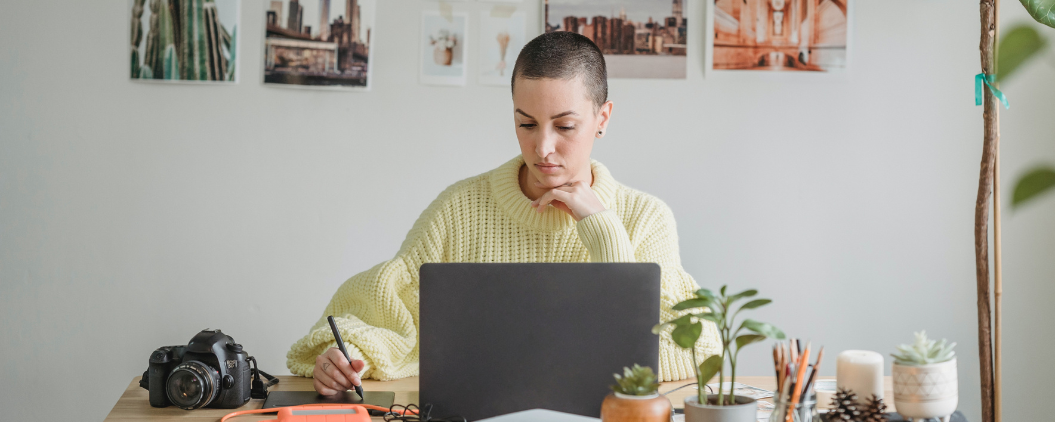 Moeten zzp'ers geld apart leggen voor de Belastingdienst?